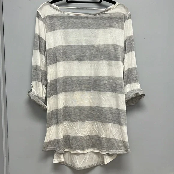NWT Slendid Women’s Scooped Back Tunic - Picture 1 of 6